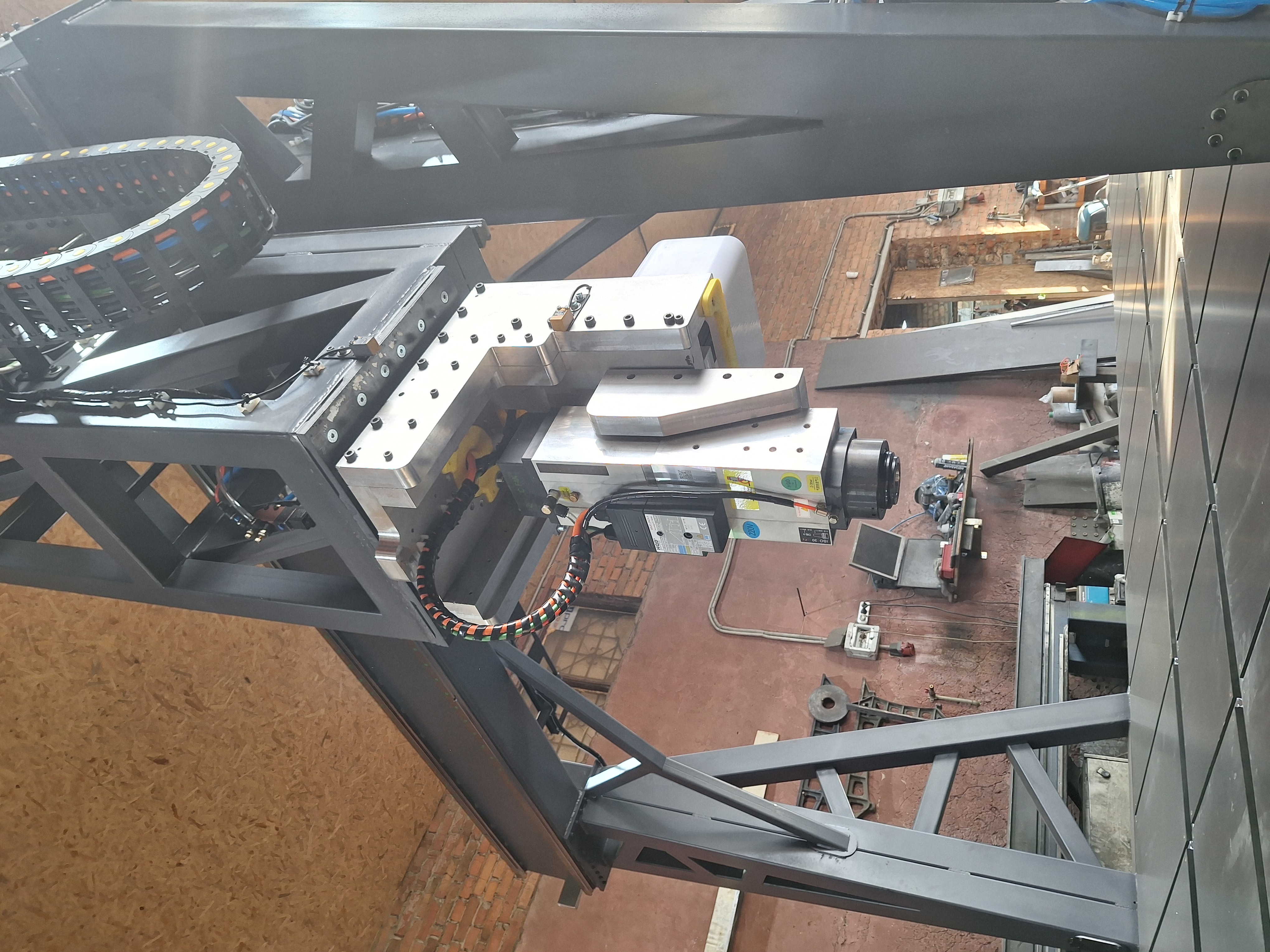 CNCMAN ULTRA5D 8525 PRODUCTION LINE (5D-обробка, моделювання та прототипування)